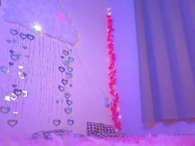 BrILLianteBarb webcam