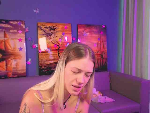BrILLianteBarb webcam