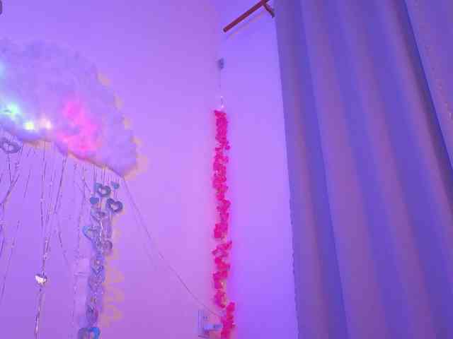 BrILLianteBarb webcam