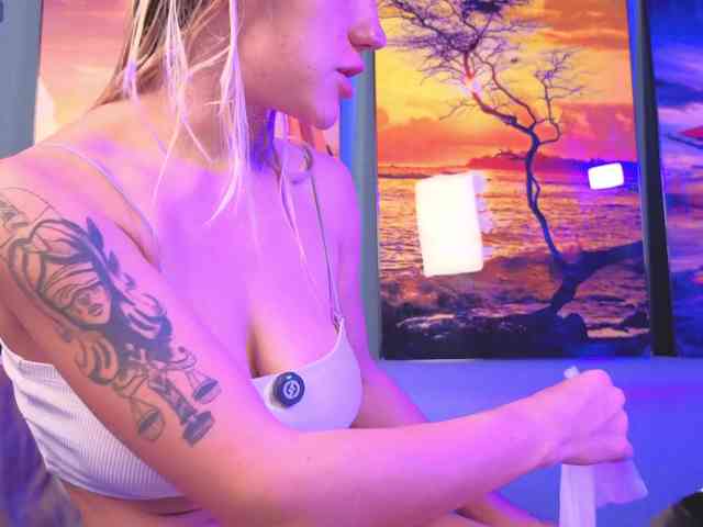 BrILLianteBarb webcam