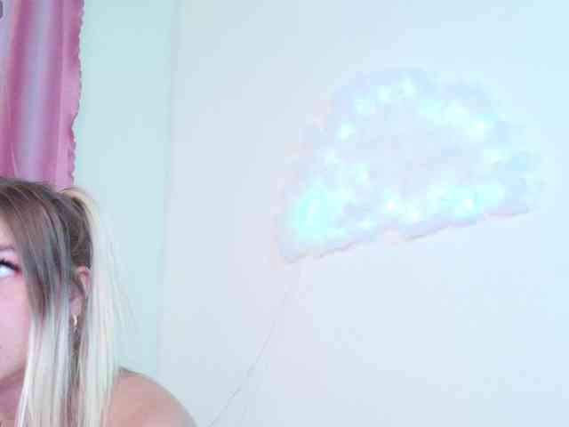 BrILLianteBarb webcam