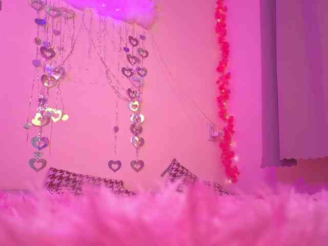 BrILLianteBarb webcam