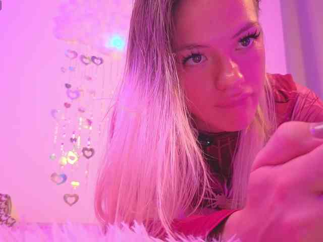 BrILLianteBarb webcam