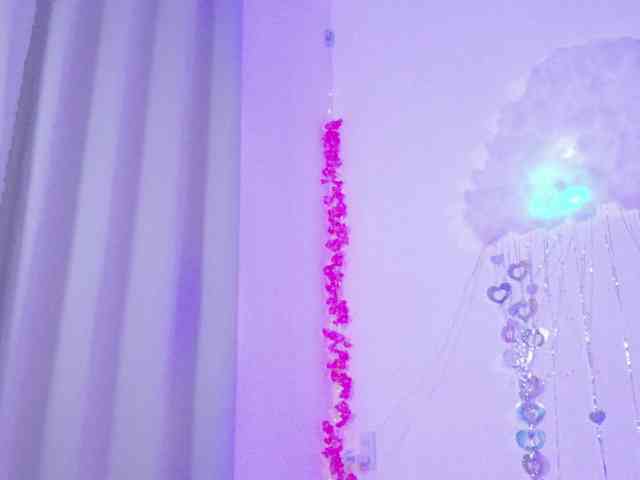 BrILLianteBarb webcam