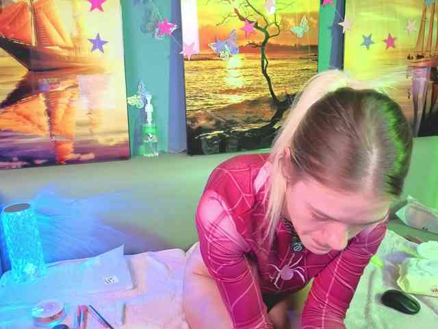BrILLianteBarb webcam