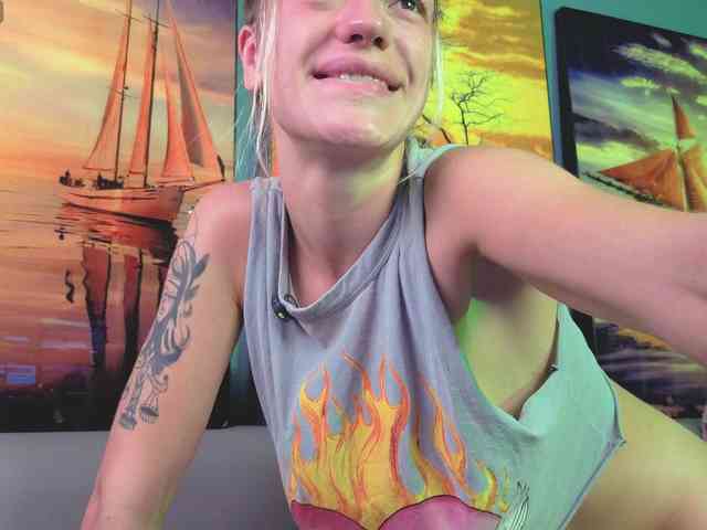 BrILLianteBarb webcam