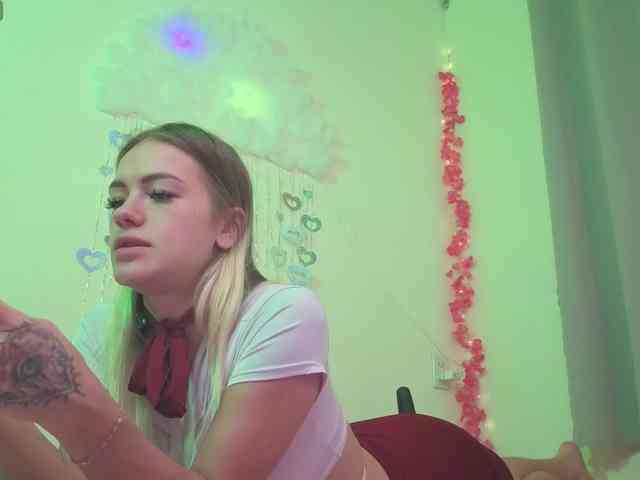 BrILLianteBarb webcam