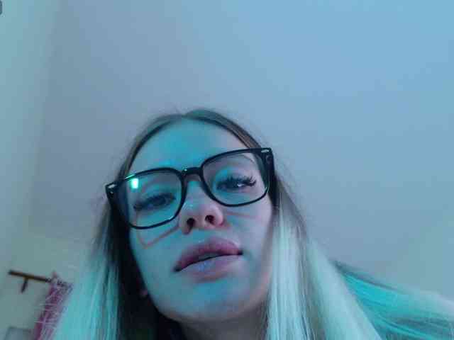 BrILLianteBarb webcam