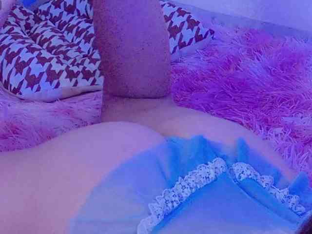 BrILLianteBarb webcam