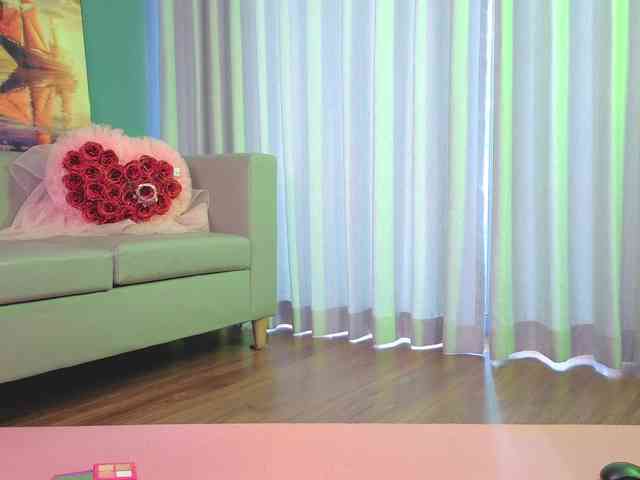 BrILLianteBarb webcam