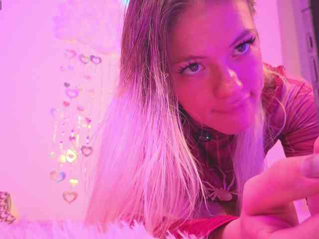 BrILLianteBarb webcam