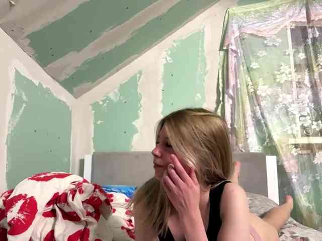 YasmineDrakulic webcam