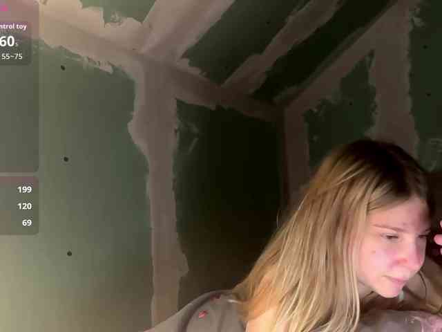YasmineDrakulic webcam