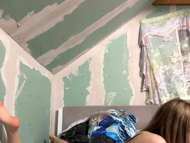 YasmineDrakulic webcam