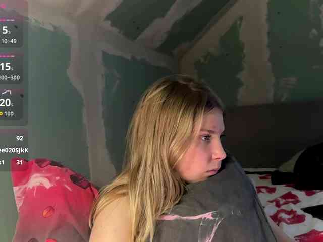 YasmineDrakulic webcam