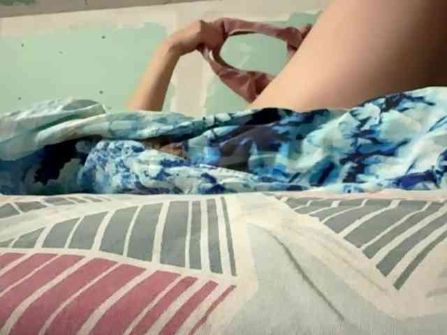 YasmineDrakulic webcam