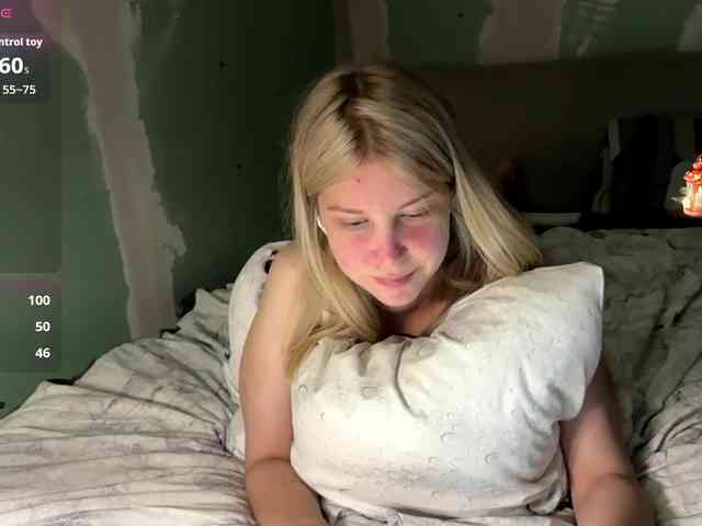 YasmineDrakulic webcam
