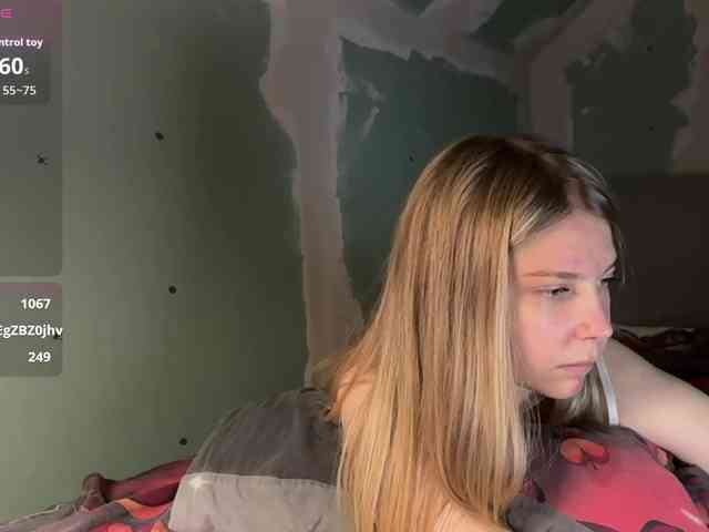 YasmineDrakulic webcam