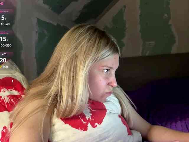 YasmineDrakulic webcam