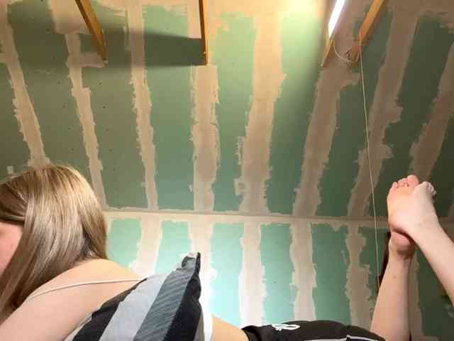YasmineDrakulic webcam