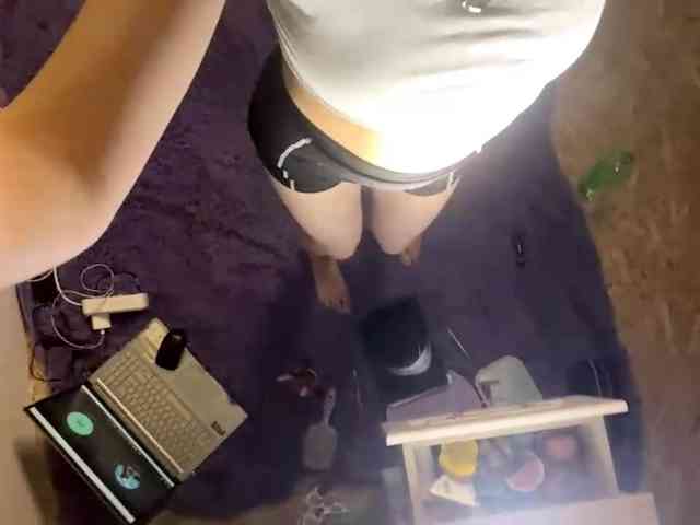 YasmineDrakulic webcam