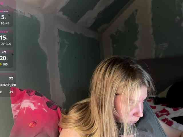 YasmineDrakulic webcam