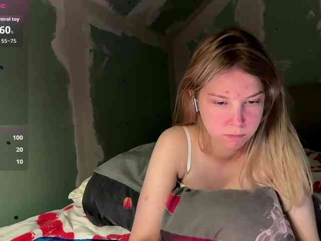 YasmineDrakulic webcam