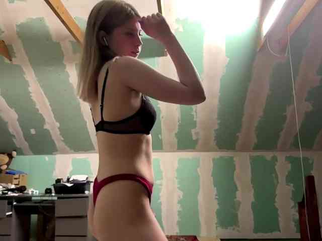 YasmineDrakulic webcam