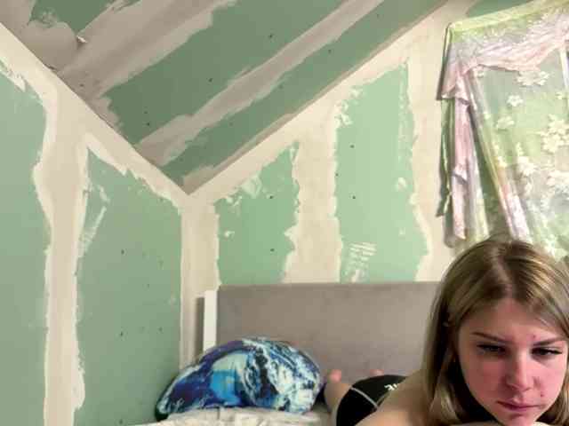 YasmineDrakulic Live Webcam on BongaCams