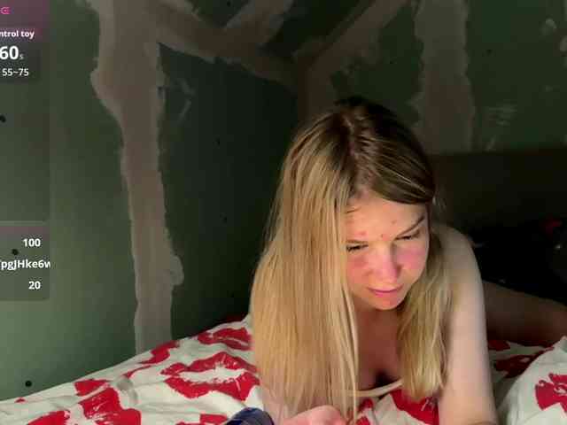 YasmineDrakulic webcam