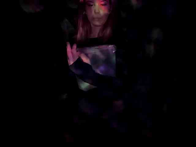 YasmineDrakulic webcam