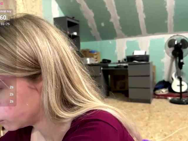 YasmineDrakulic webcam