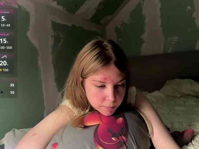YasmineDrakulic webcam