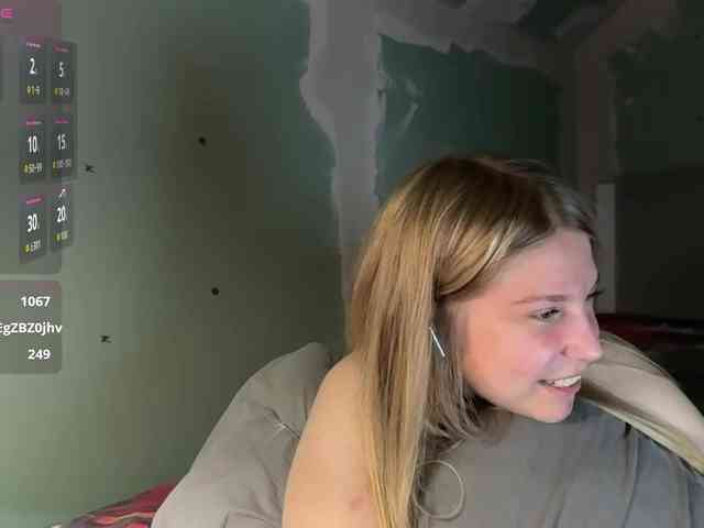 YasmineDrakulic webcam