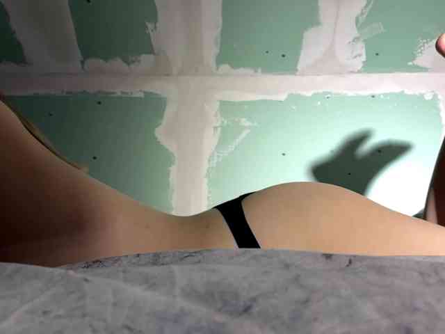YasmineDrakulic webcam