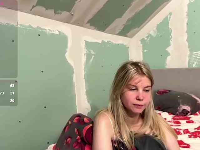 YasmineDrakulic webcam