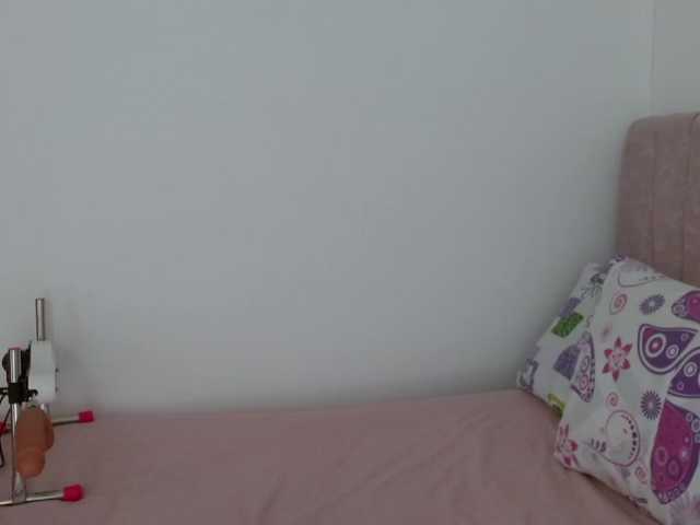 Tiiana live cam on BongaCams