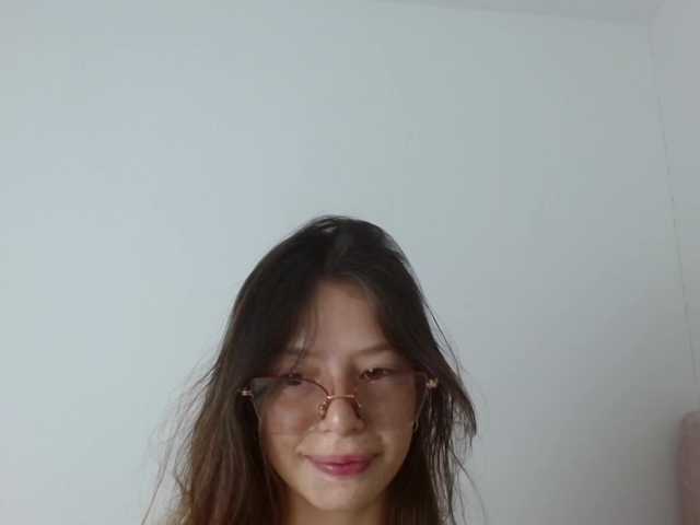 Tiiana live cam on BongaCams