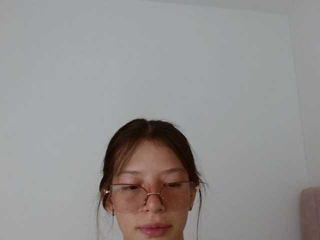 Tiiana live cam on BongaCams