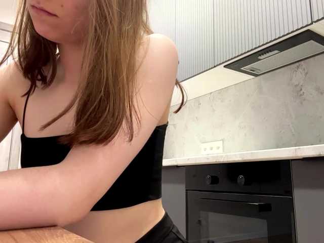 RuthieMilburn live cam