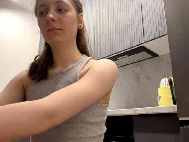 RuthieMilburn webcam