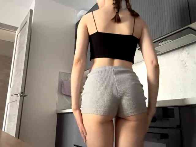 RuthieMilburn webcam