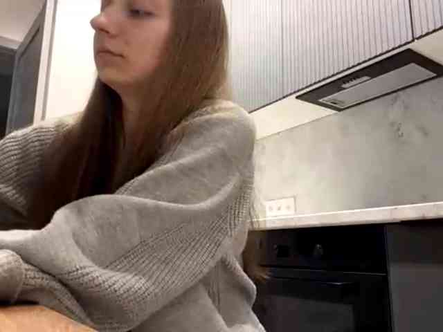 RuthieMilburn webcam