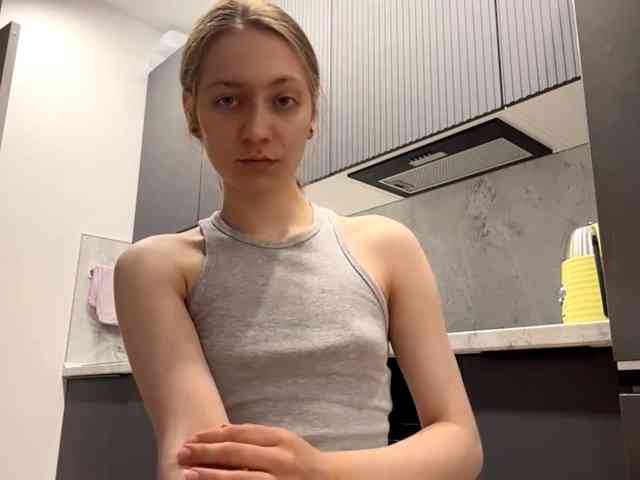 RuthieMilburn webcam