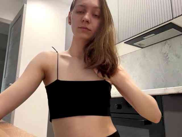 RuthieMilburn webcam