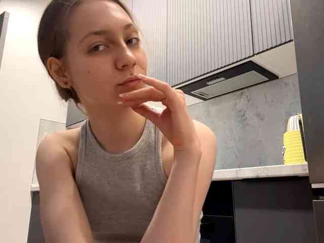 RuthieMilburn webcam