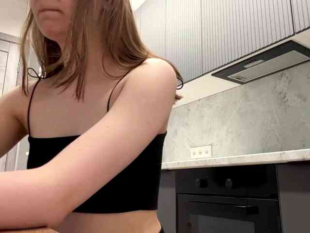 RuthieMilburn webcam