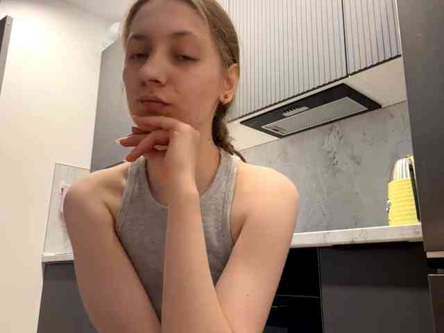 RuthieMilburn webcam