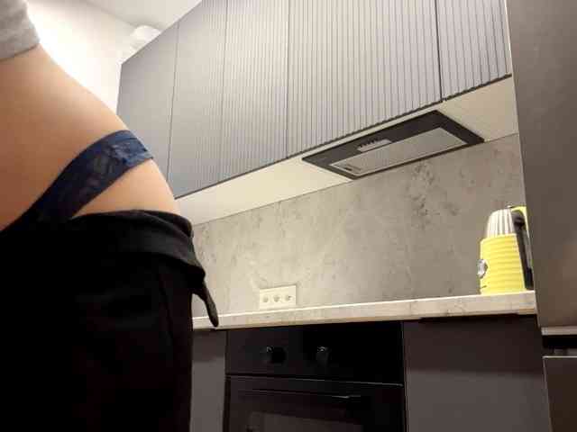 RuthieMilburn webcam