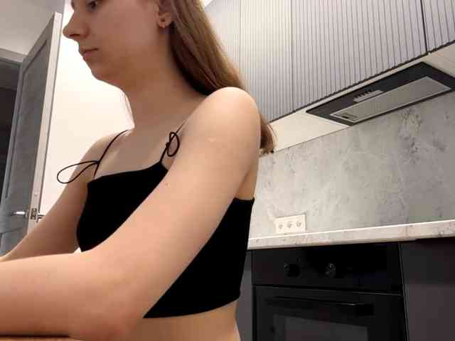 RuthieMilburn webcam